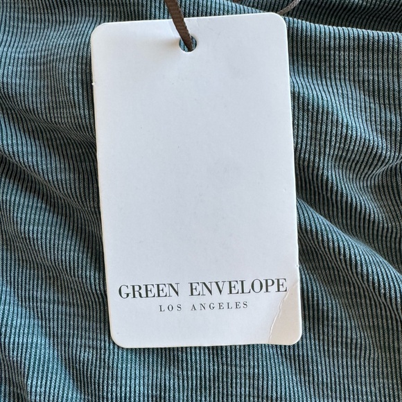 Green Envelope Short Sleeve Top - Picture 2 of 3